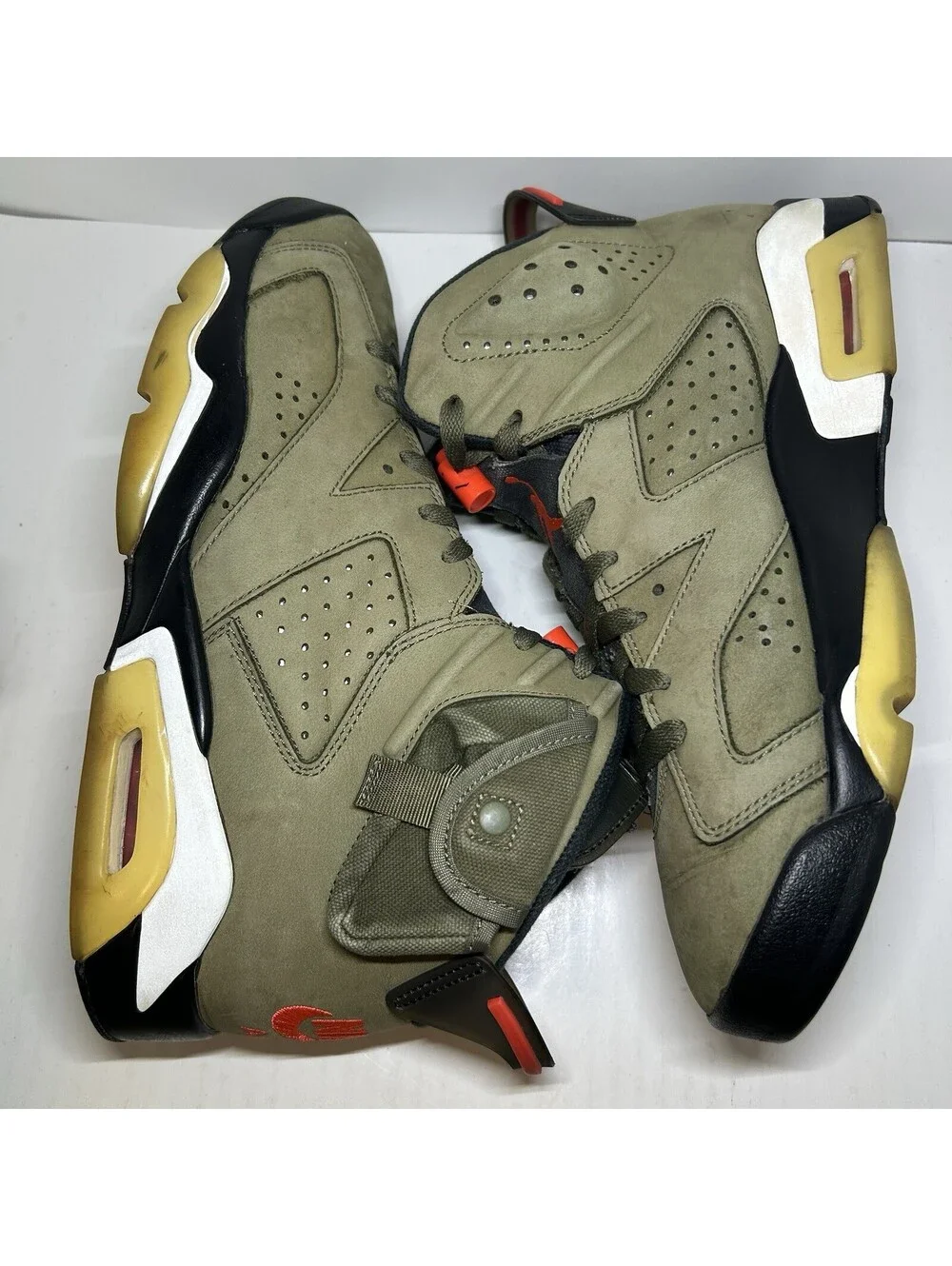 Air Jordan 6 Retro Travis Scott Olive 2019 - Size 10.5 - (CN1084-200)